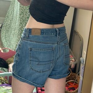 American Eagle Outfitters Blue Denim Mom Jean Shorts